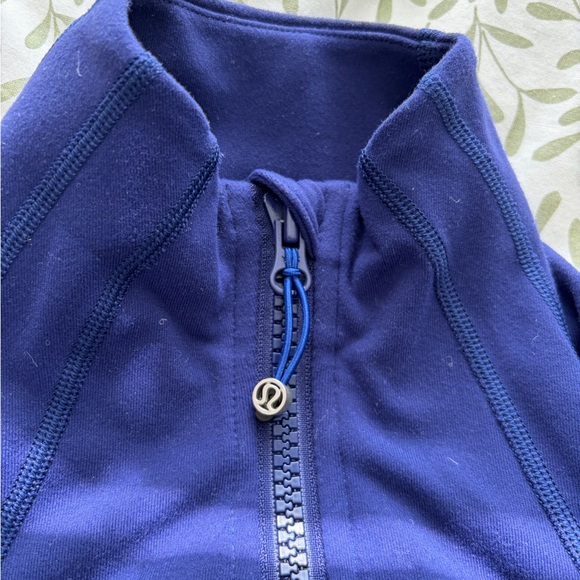 Lululemon Define Jacket - Picture 3 of 5
